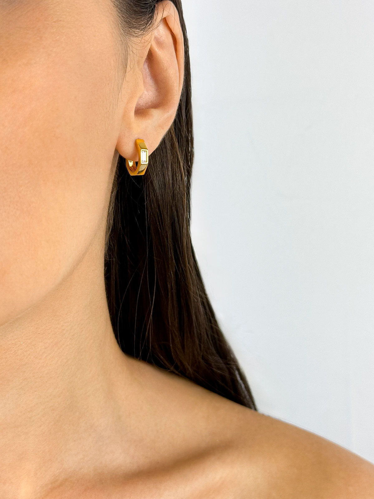 PENDIENTES CHAPADOS EN ORO CRYSTAL - SERA