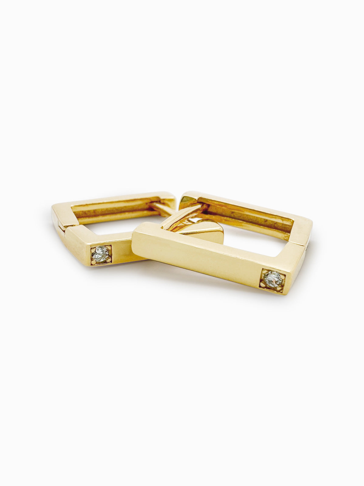 PENDIENTES CHAPADOS EN ORO VORTEX - SERA