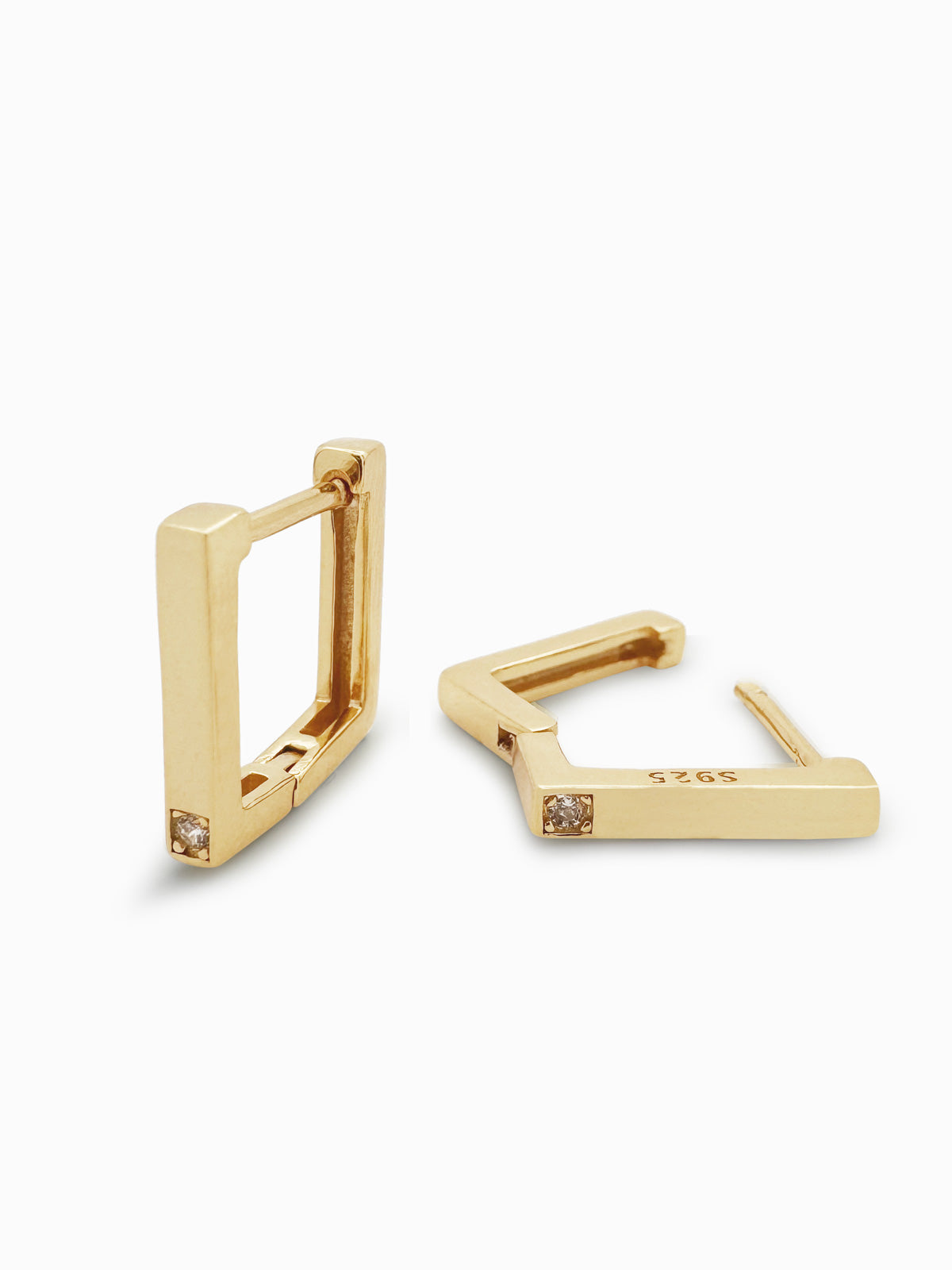 PENDIENTES CHAPADOS EN ORO VORTEX - SERA